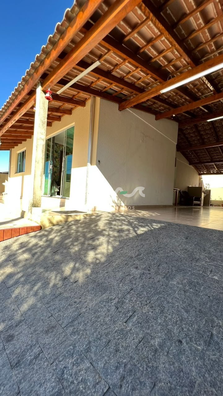 CASA MOBILIADA À VENDA | PRAIA DE BOMBAS